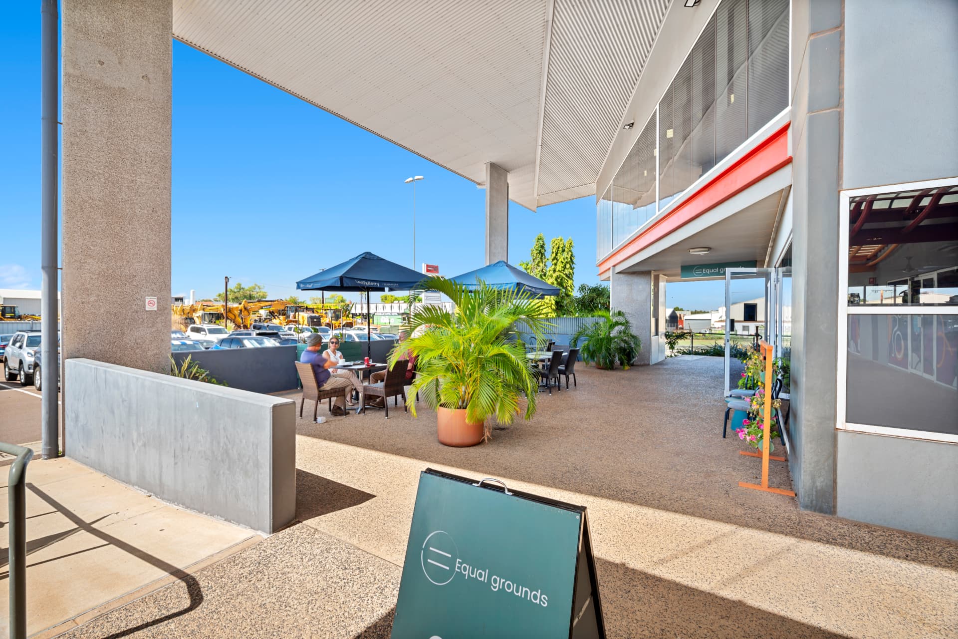 Tenancy 4, Terminal One (Cafe) — photo 1 of 10