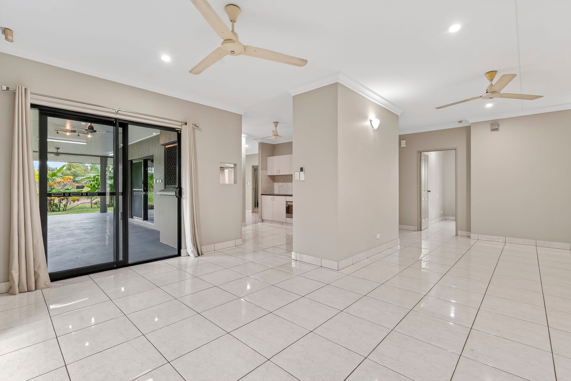 14 Riveren Court, Farrar — living area with sliding doors to patio